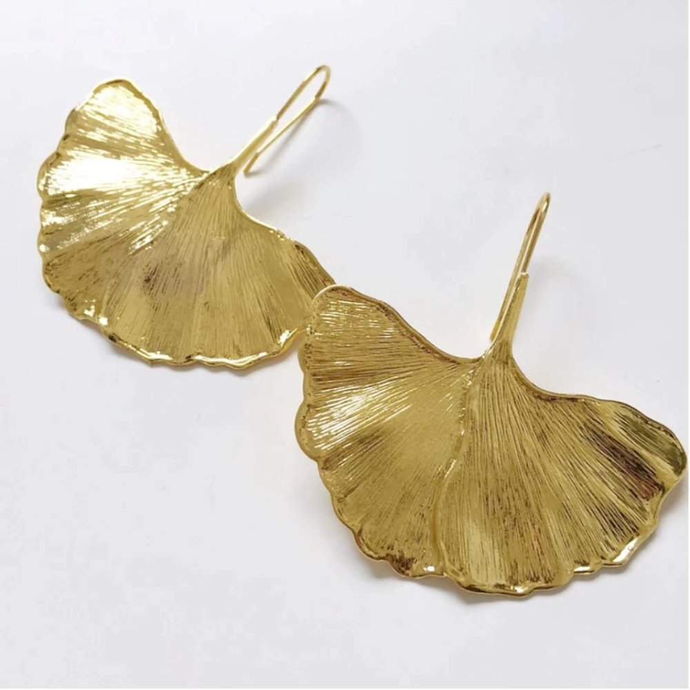 Ginkgo Chunky Gold Leaf Dangle Pin Earrings - Picture 4 of 5